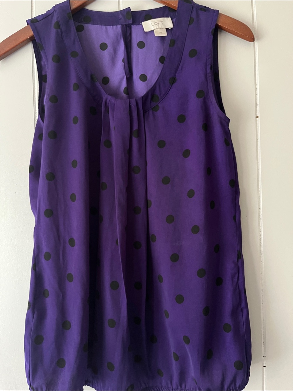 LOFT Purple Sleeveless Polka Dot Camisole